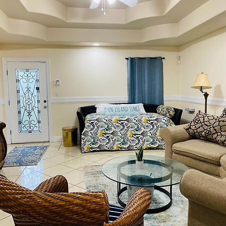 Brownsville Comfort 2 Bedroom 1 Bath , Spacious Kitchen And Outdoor Home Ngoại thất bức ảnh