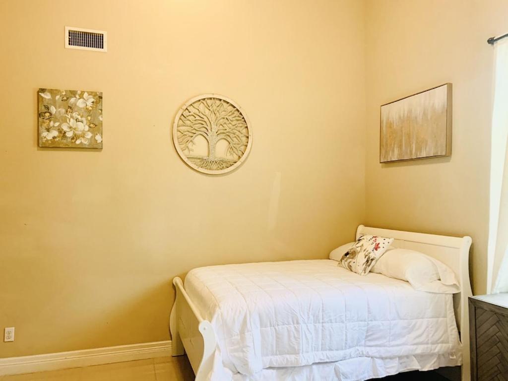 Brownsville Comfort 2 Bedroom 1 Bath , Spacious Kitchen And Outdoor Home Ngoại thất bức ảnh