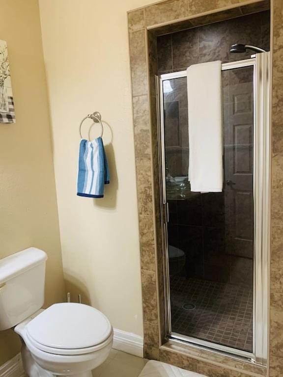 Brownsville Comfort 2 Bedroom 1 Bath , Spacious Kitchen And Outdoor Home Ngoại thất bức ảnh