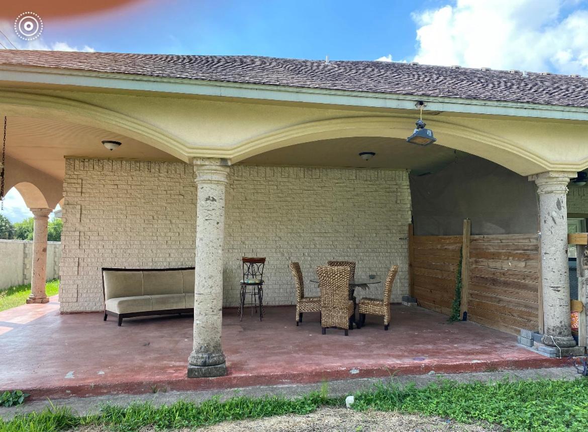 Brownsville Comfort 2 Bedroom 1 Bath , Spacious Kitchen And Outdoor Home Ngoại thất bức ảnh