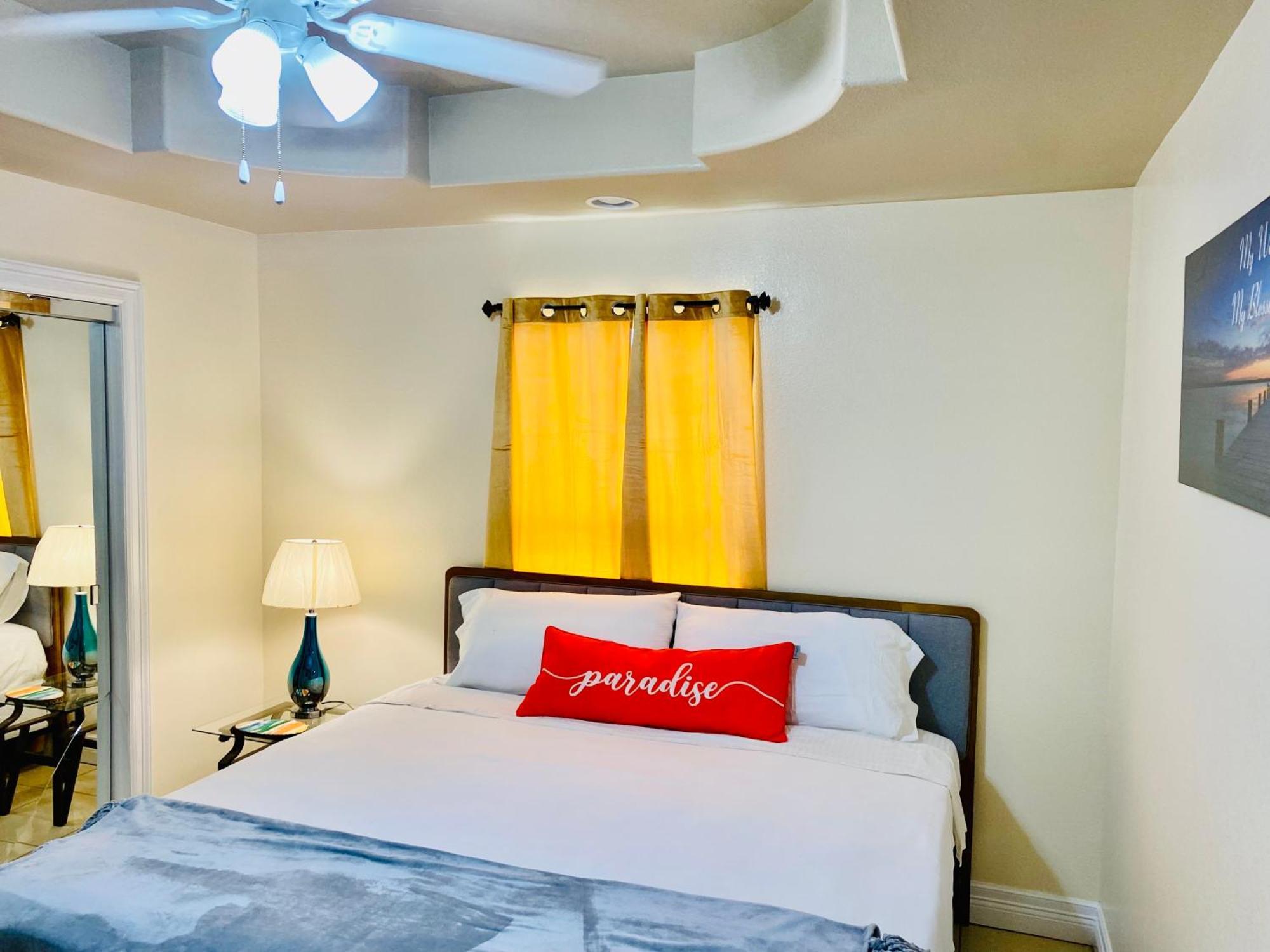 Brownsville Comfort 2 Bedroom 1 Bath , Spacious Kitchen And Outdoor Home Ngoại thất bức ảnh