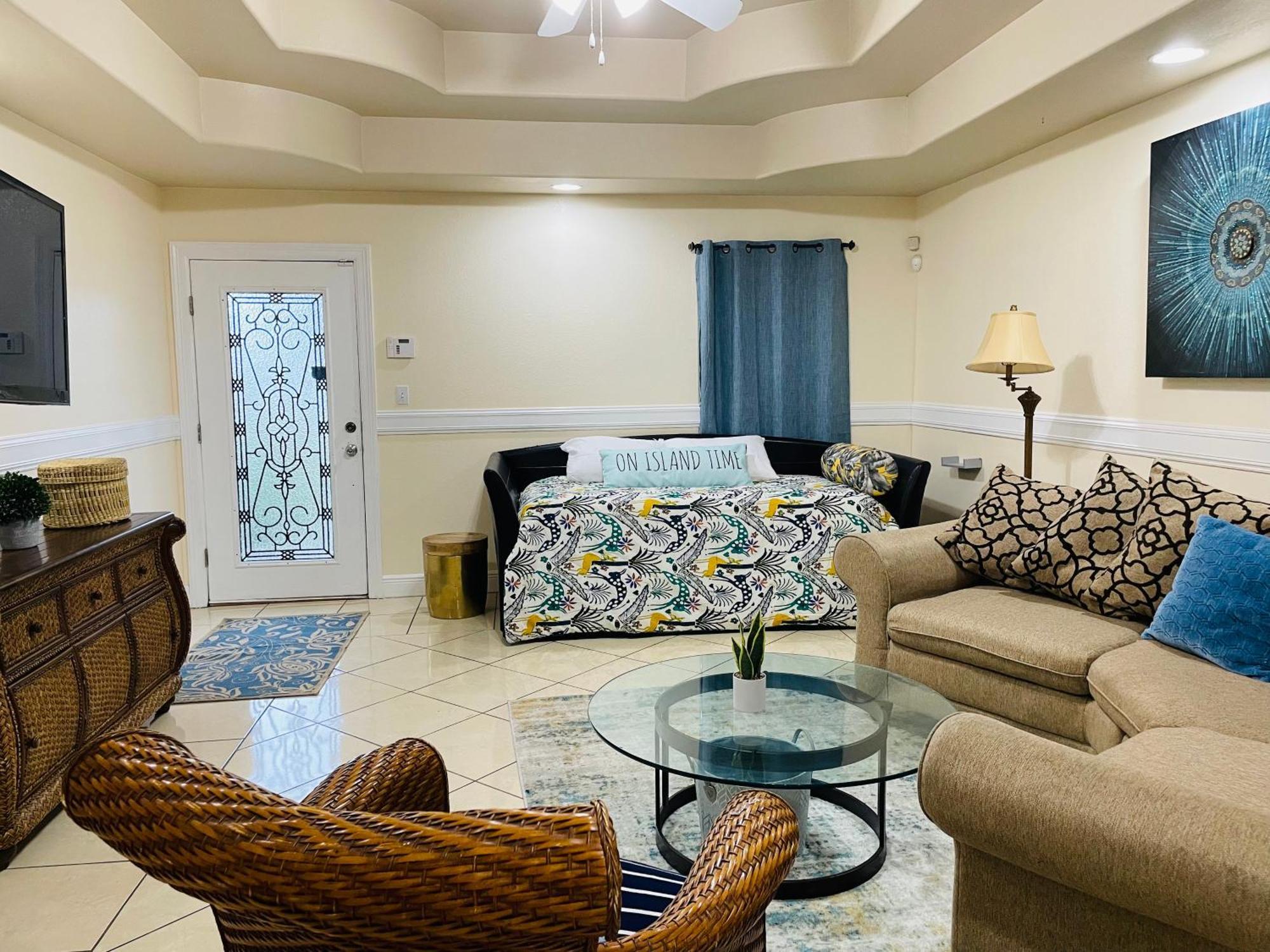 Brownsville Comfort 2 Bedroom 1 Bath , Spacious Kitchen And Outdoor Home Ngoại thất bức ảnh