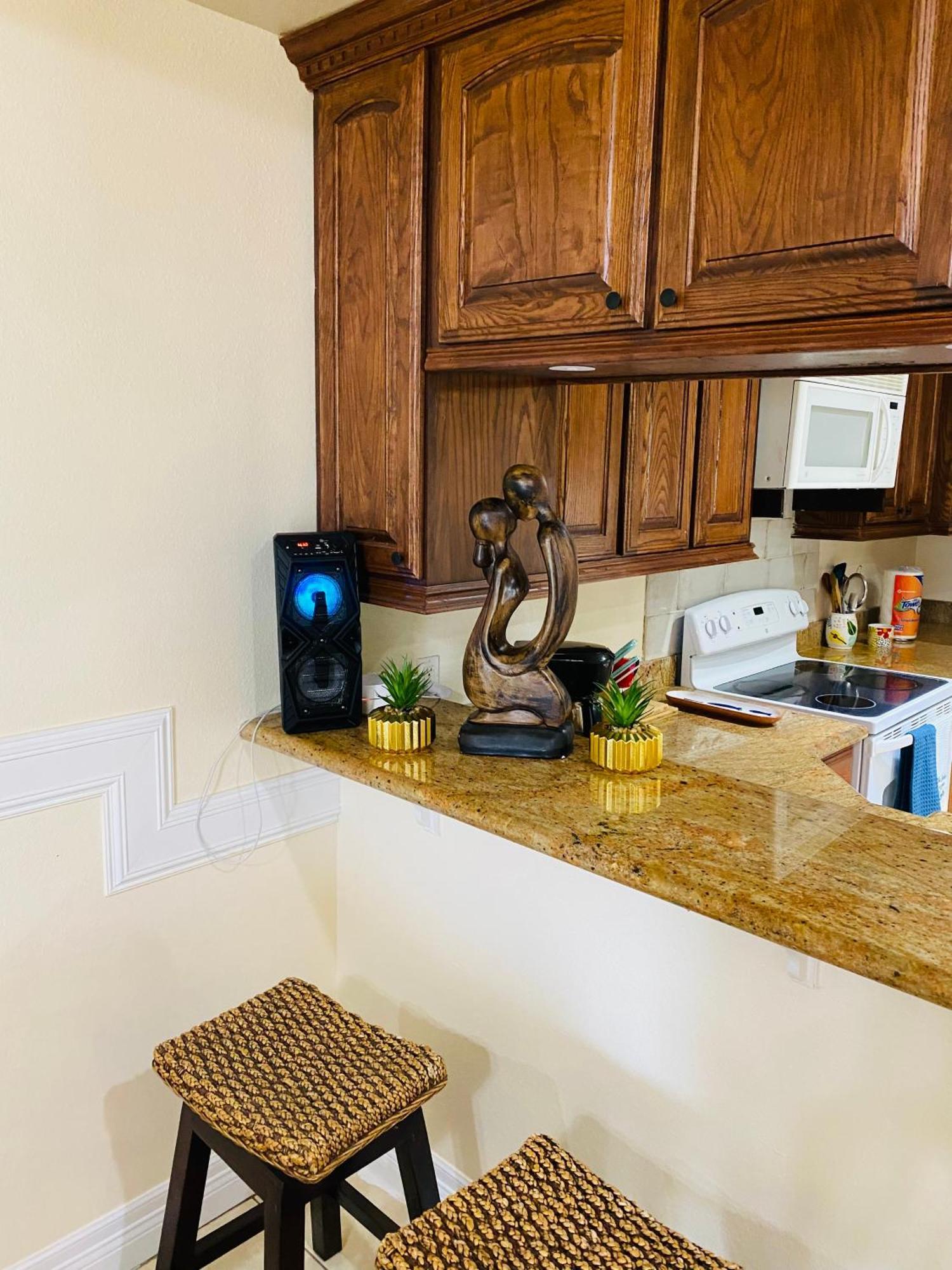 Brownsville Comfort 2 Bedroom 1 Bath , Spacious Kitchen And Outdoor Home Ngoại thất bức ảnh